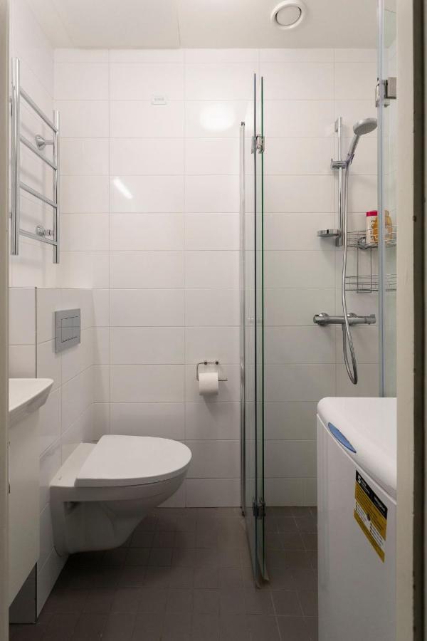 2Ndhomes Kamppi 1Br Apartment With Amazing City Views Helsingfors Exteriör bild