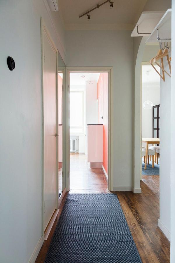2Ndhomes Kamppi 1Br Apartment With Amazing City Views Helsingfors Exteriör bild